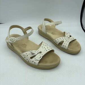 SAS Sandals Womens Size 7.5 Duo Tripad Comfort White Quarter Strap Buckle Cutout